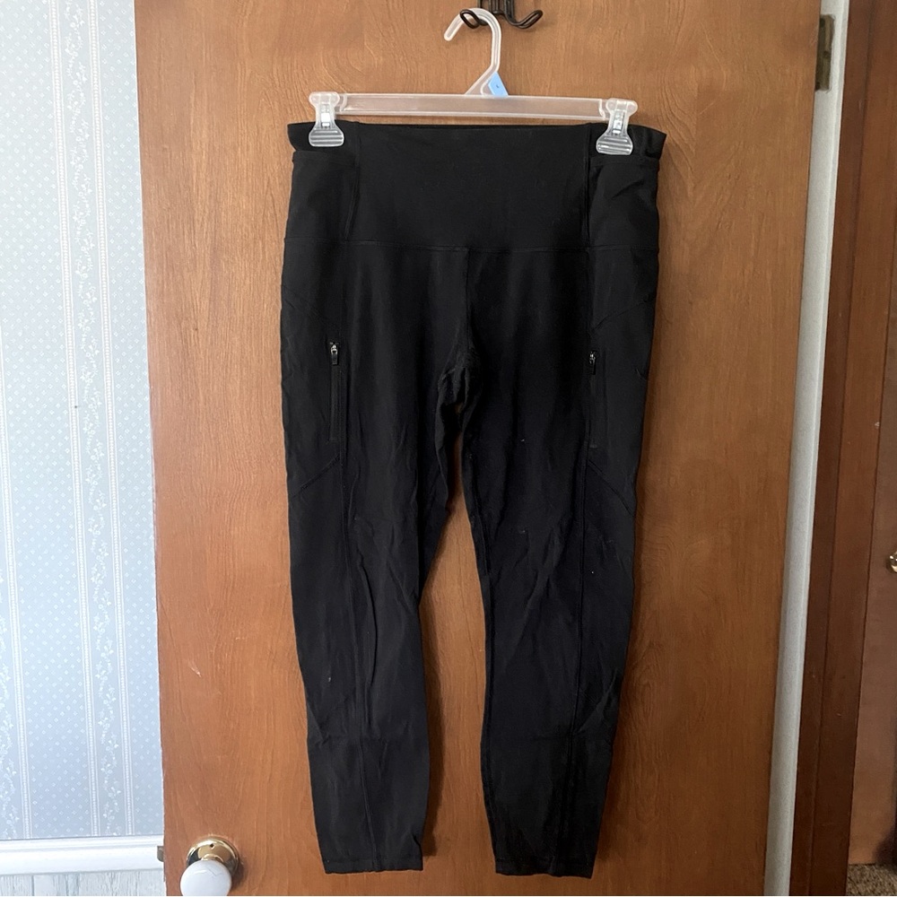 Lululemon leggings!